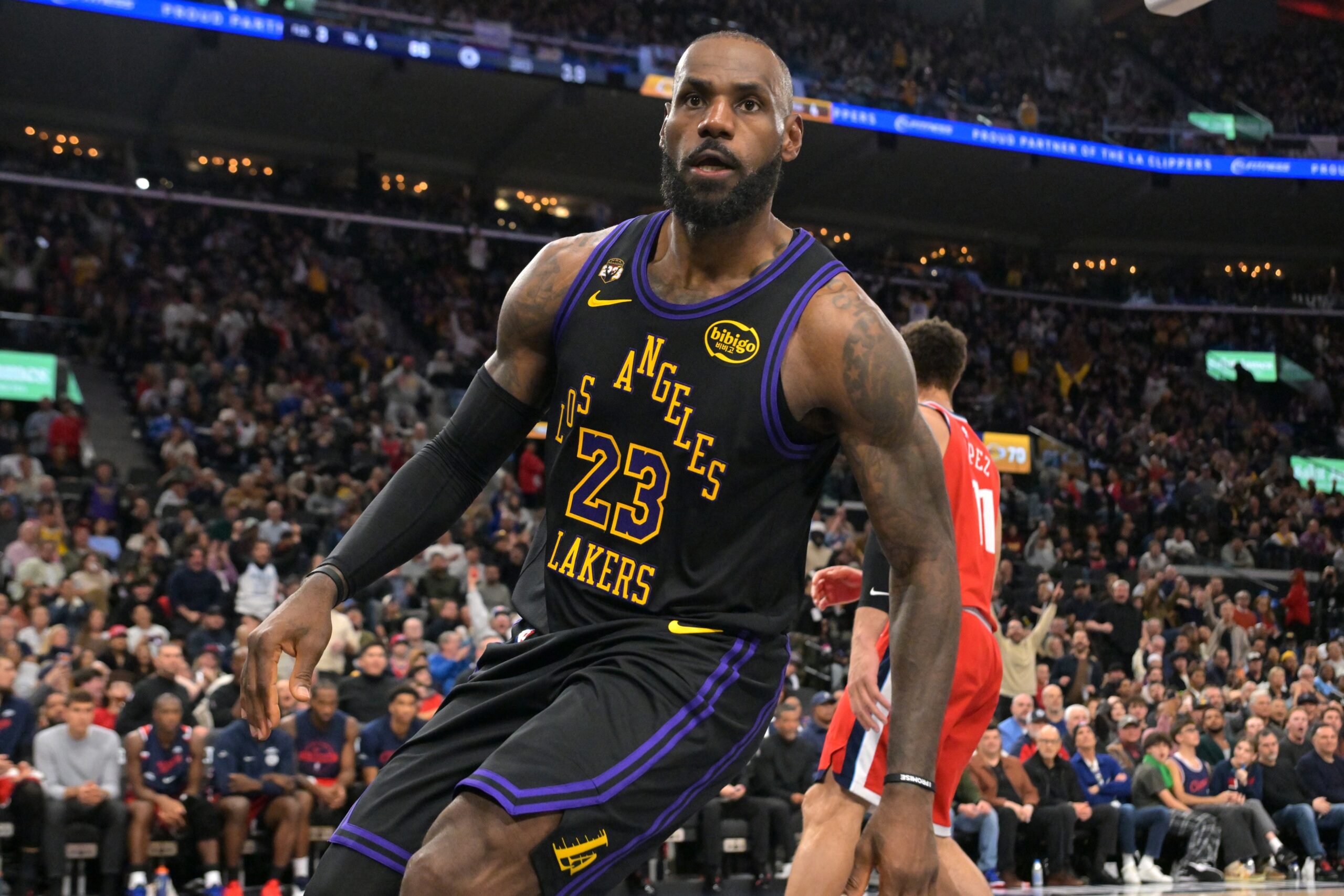 Los Angeles Lakers forward LeBron James (23) reacts after a dunk in the second half against the Los Angeles Clippers at Intuit Dome.