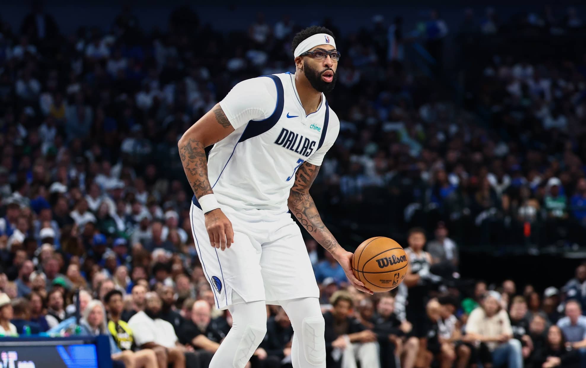 Dallas, Texas, USA; Dallas Mavericks forward Anthony Davis (3) dribbles during the game against the San Antonio Spurs at American Airlines Center. Mandatory Credit: Kevin Jairaj-Imagn Images