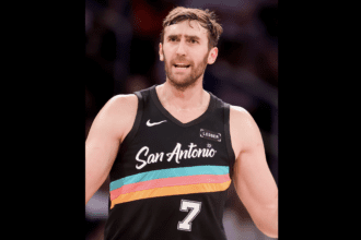 San Antonio Spurs center Luke Kornet (7) reacts during the second quarter against the New York Knicks at Madison Square Garden.