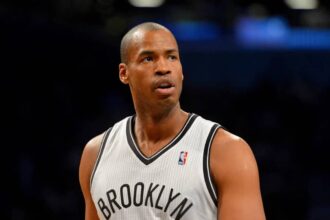 Jason Collins during a Nets game.