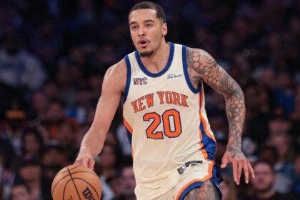 New York, New York, USA; New York Knicks forward Jeremy Sochan (20) dribbles up court against the Charlotte Hornets during the second half at Madison Square Garden. Mandatory Credit: Vincent Carchietta-Imagn Images