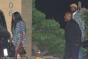 Kevin Durant and the mystery woman.